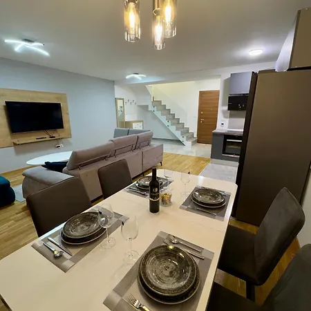 Appartement Bisi Penthouse Skopje
