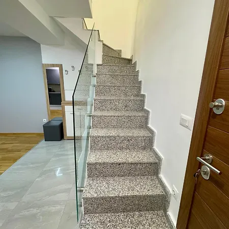 Bisi Penthouse