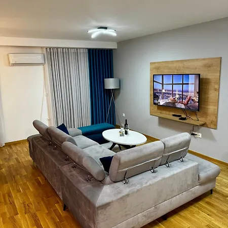 Bisi Penthouse Appartement Skopje
