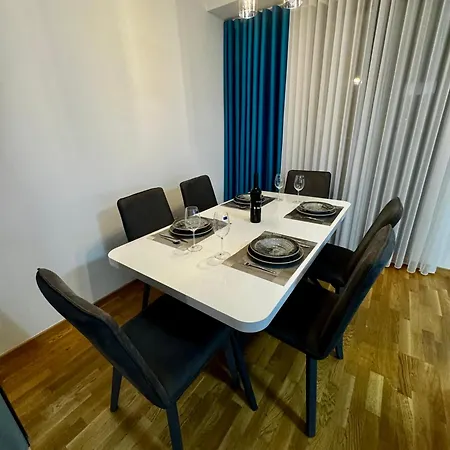 Bisi Penthouse Скопье